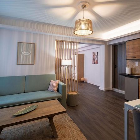 Niki Athens Suites - Cosy Suite In The Historical Center Of Ateny Zewnętrze zdjęcie