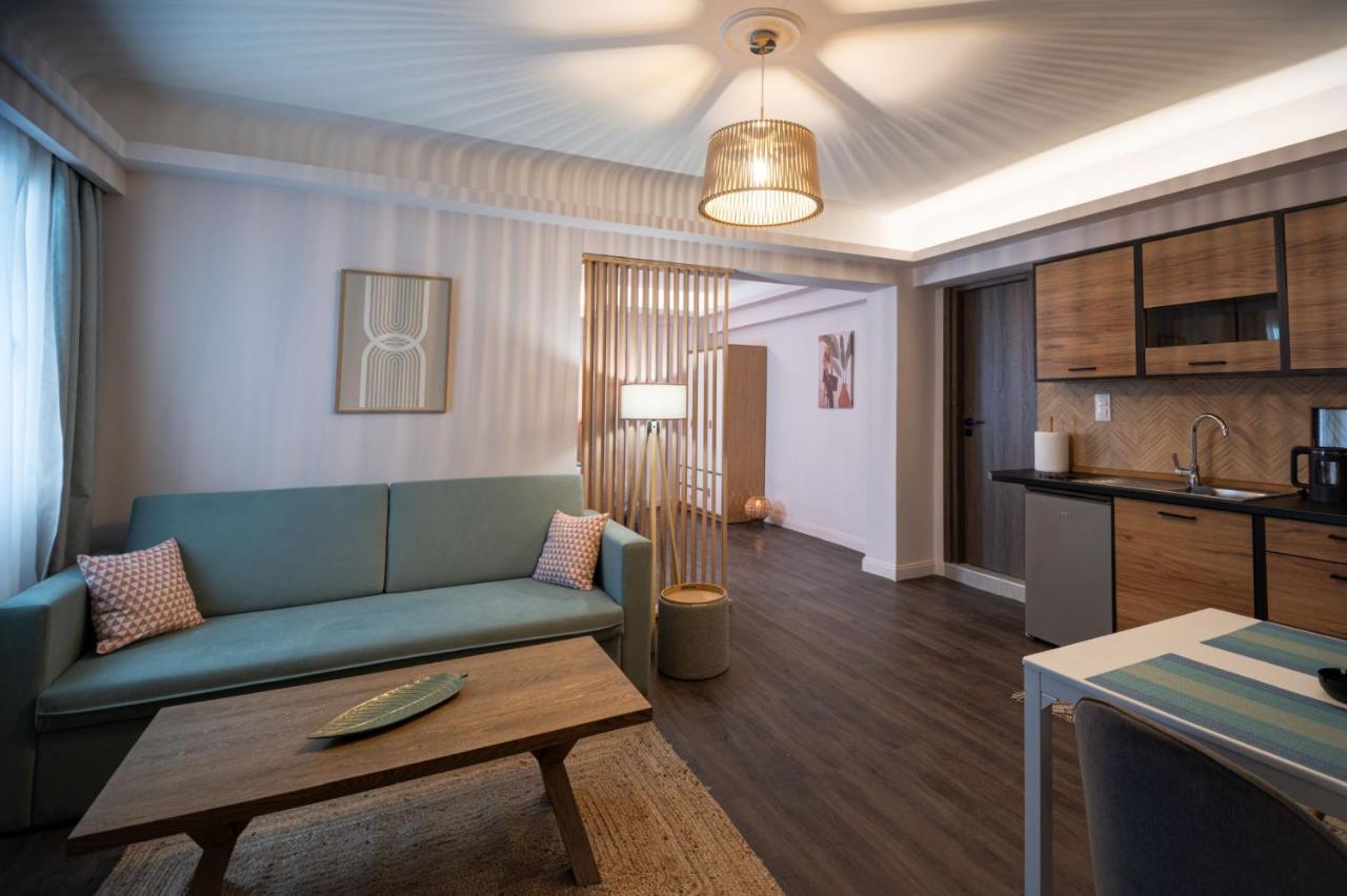 Niki Athens Suites - Cosy Suite In The Historical Center Of Ateny Zewnętrze zdjęcie
